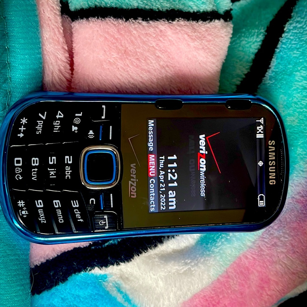 Used Samsung Intensity II. It still works fine, just no longer need it.